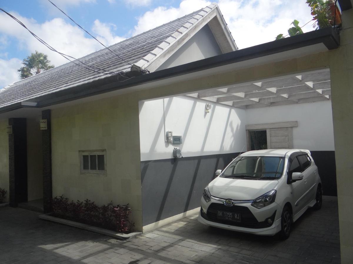 VILLA Nuri Merah 1 Kerobokan  Luaran gambar